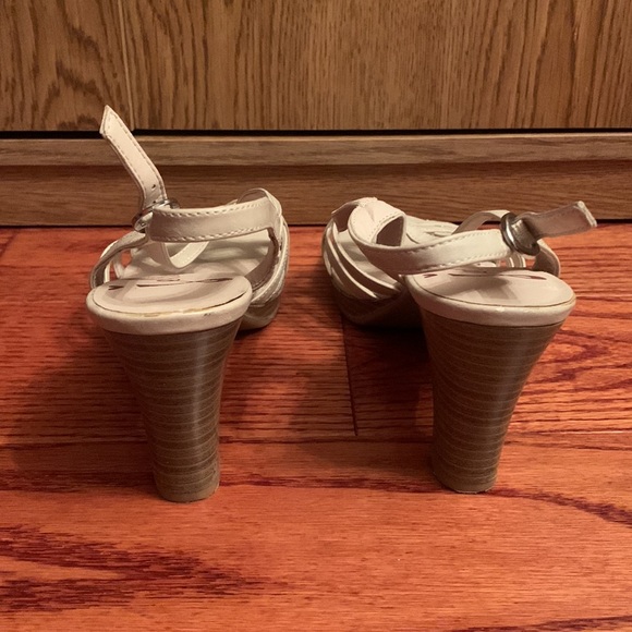 Jelly pop beige heeled sandals - Picture 5 of 11